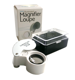 Essentials Lupe, beleuchtet